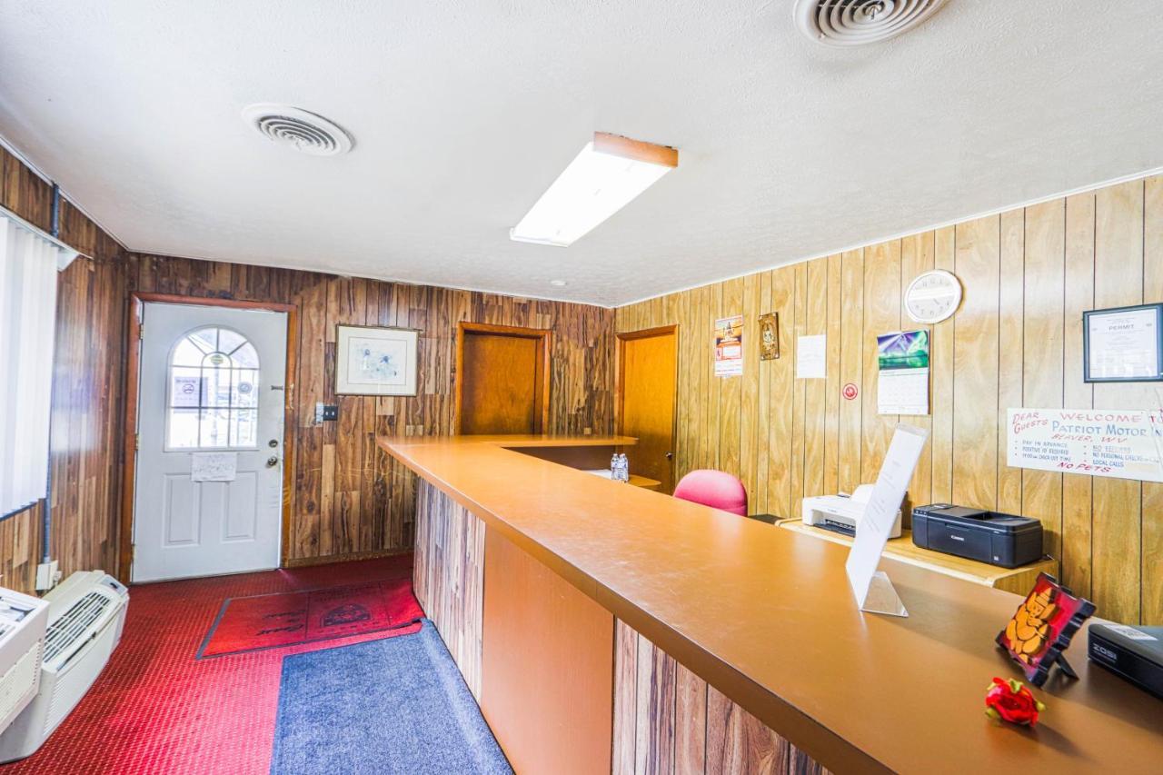 Patriot Inn Motel Beaver Wv, By Oyo Exterior foto
